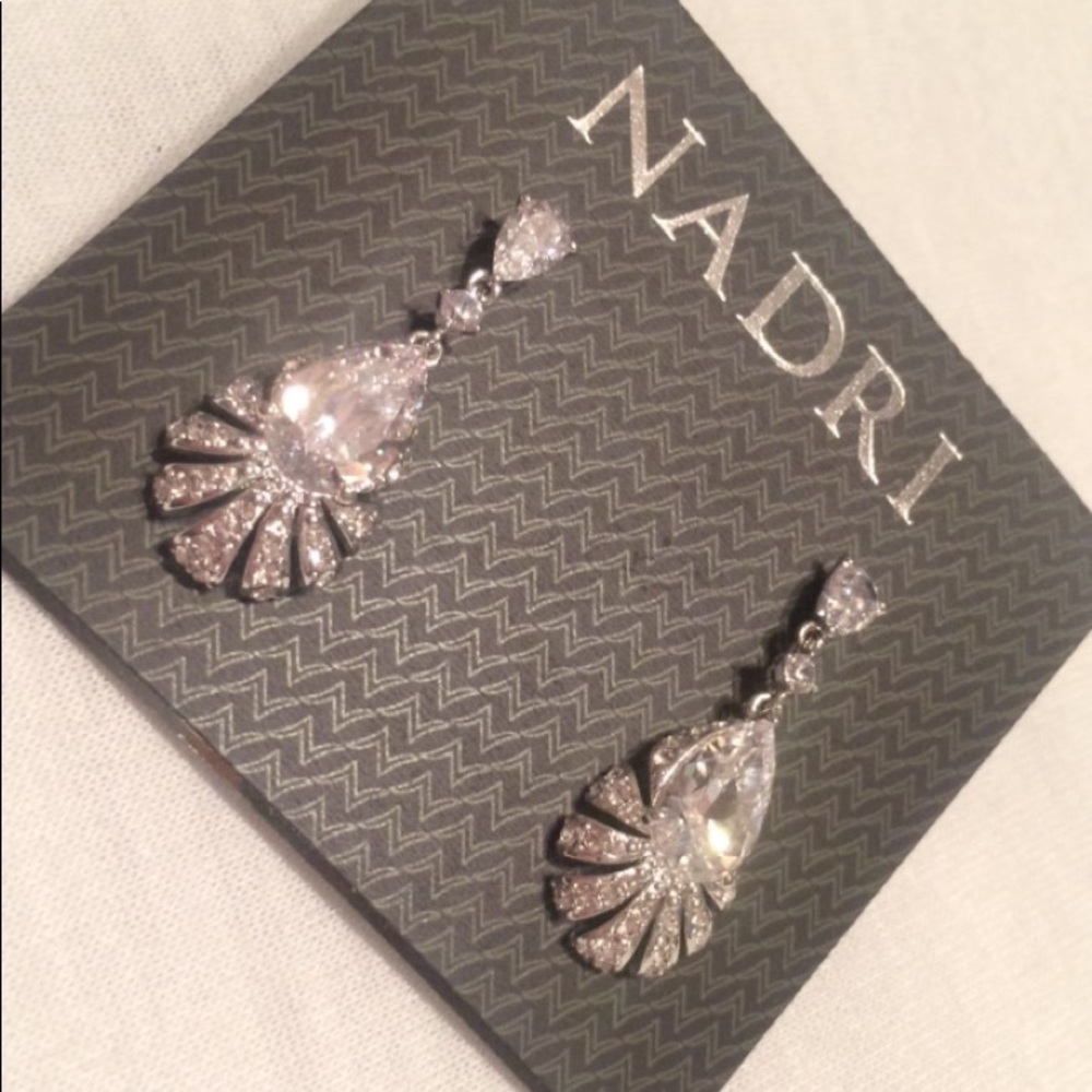 NWT Nadri post dangle earrings